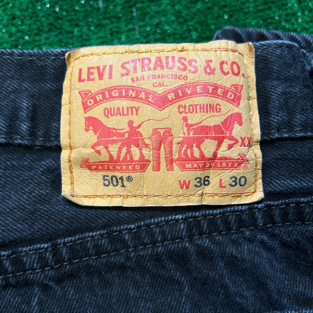 Levi 501 Original Fit Button Fly Jeans Faded Black 36x30 - Picture 10 of 13